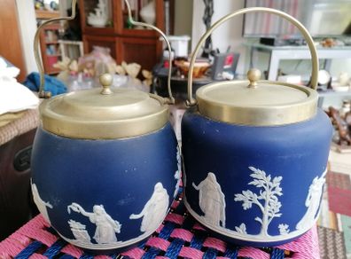 2 Vintage Tunstall ware biscuit barrels