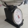 Food weighing scales Image 2
