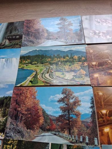 33 x USA And Canadian Mid Century Postcards