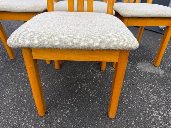 4 dining chairs