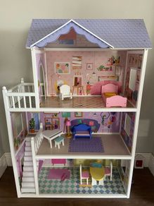 Doll House