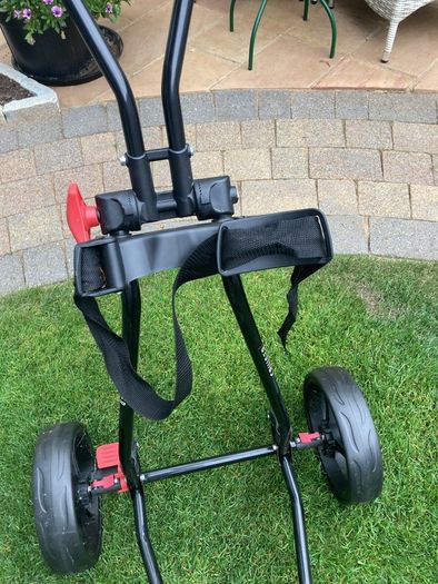 Brand new CRUISER golf buggy with umbrella attachment