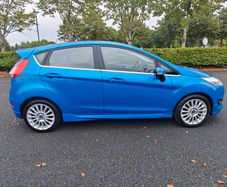 2015 Ford Fiesta Automatic low mileage