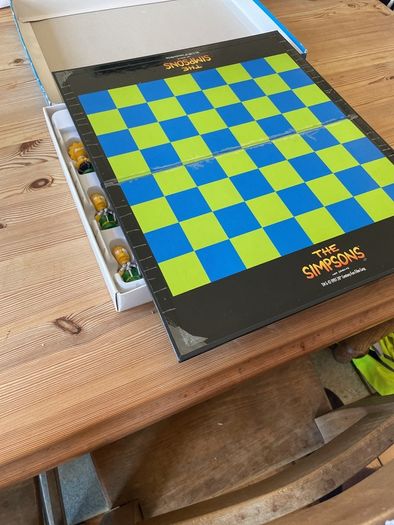 Vintage Simpsons 3-d Chess Set