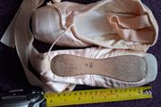 Ballet Pointe Shoes