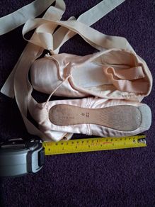 Ballet Pointe Shoes