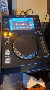 2x xdj 700 and Pioneer djm800