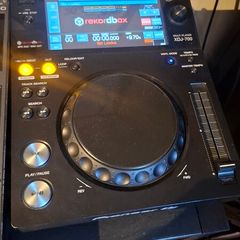 2x xdj 700 and Pioneer djm800