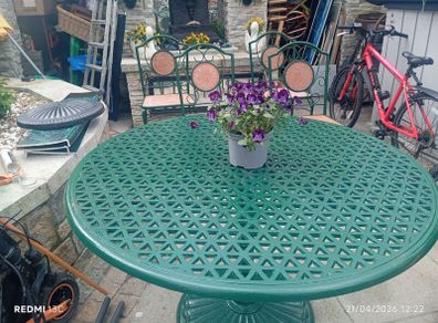 Vintage garden furniture