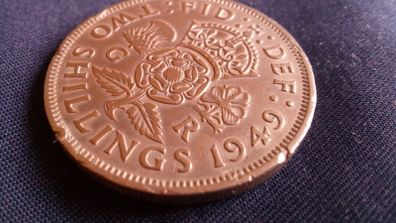1949 English Two Shilling Coin - George VI.