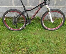 Hardtail mountain bike