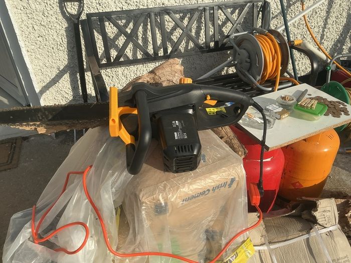 chain saw
