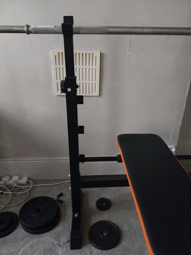 weight bench