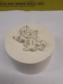 Trinket box