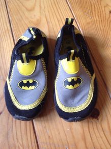 Size 9 (27) Batman Swim Shoes