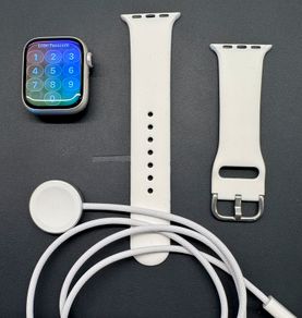 Apple Watch Series 8, 41mm Starlight, 2022