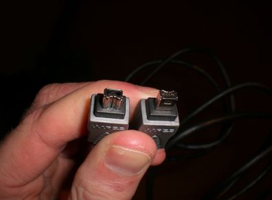 Firewire - 9 Pin > 4 Pin