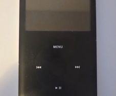 Apple iPod Classic 6th Gen 80GB - Black
