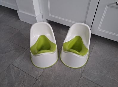 Potty x 2