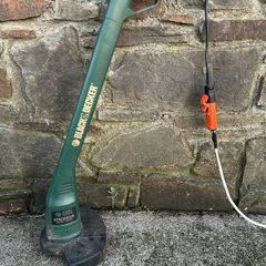 Black and Decker Electric Strimmer