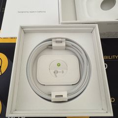 Brand new Apple USB-C cable + Ear tips