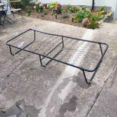 Folding bed frame
