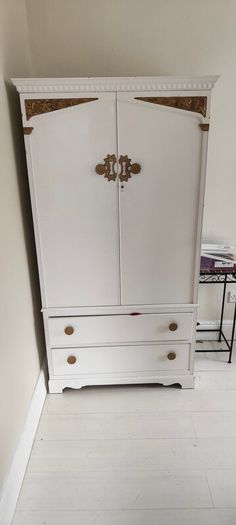 Vintage French Provincial Bedroom Suite - 3 Piece