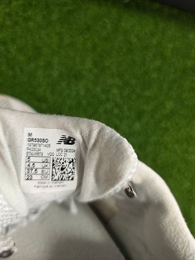 New Balance 530 Junior trainers UK 4.5 / EU 37.5
