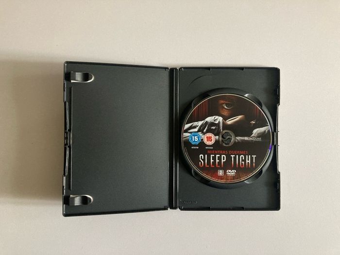 Sleep Tight DVD