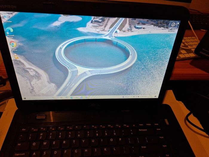 DELL Inspiron N4050 Intel Core i5-2450M 2.5GHz 4GB Ram  300GB HDD, windows 10 Home, Microsoft Edge, Chrome