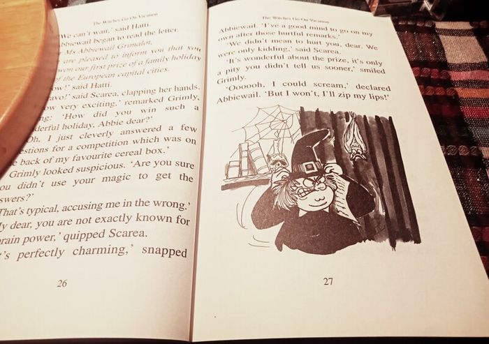1998. Don Conroy. Witches On Vacation.