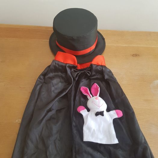 magician outfit