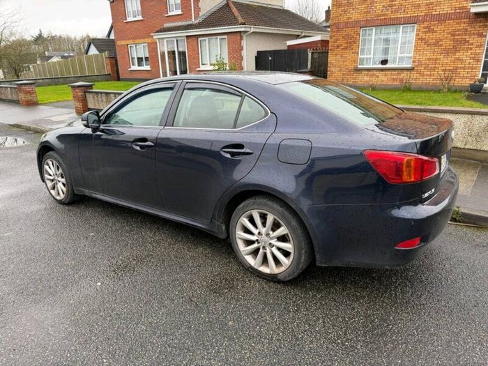 Lexus IS 220D