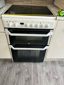 indesit cooker