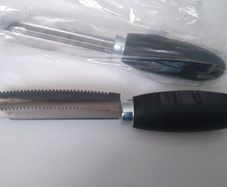 Scaling Knife