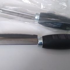 Scaling Knife