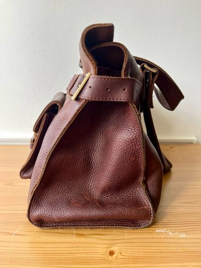 Jesire leather hand bag