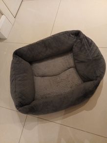 Quited dog bed