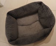 Quited dog bed