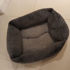 Quited dog bed