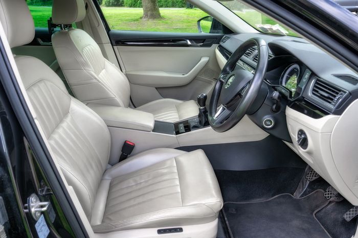 2016 Skoda Superb L&K 4X4 150BHP Pristine Long NCT 2027 Full MSL History