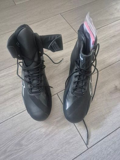 alpinestars boots
