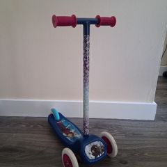 Elsa scooter