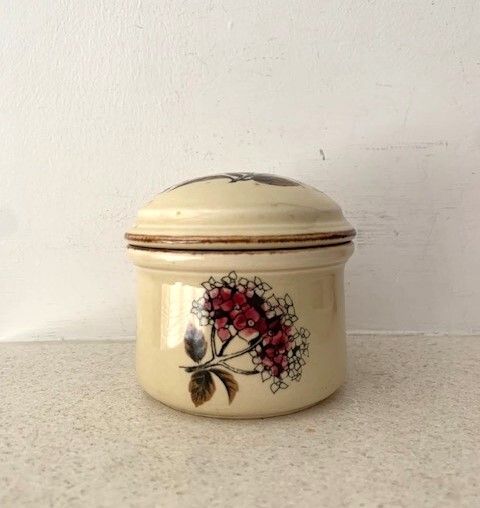 Vintage Kerry Ironstone Hydrangea Sugar Bowl 1970s