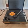 Fidelity HF42 Vintage Mini Portable Record Player Image 2