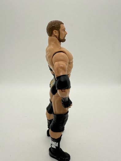 wwe elite Wrestlemania 29 toys r us exclusive Triple H action figure