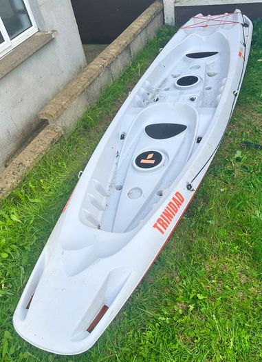 2+1 family sit on kayak