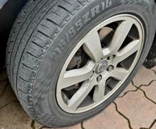 Volvo alloys wheels 215/55/r16