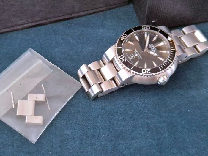 Oris TT1 diver date ref 7533