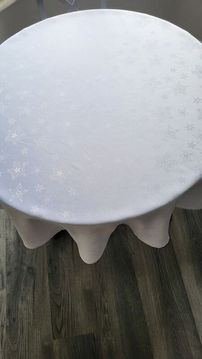 White tablecloths. Made to measure. Round. Rectangular, square - any size.